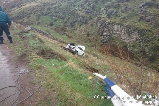 Car slid into the gorge: there were no casualties