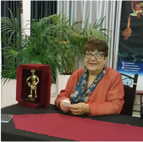 Ms Margo Malatjalian and the Lifetime Achievement Award  from the Arab Theater Institute (2017)