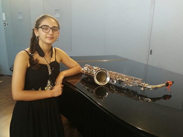 Young Armenian saxophone player wins top award at Spanish online music contest