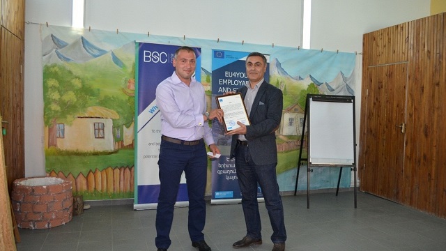 EU4Youth training and funds help mushroom business take off in Armenia