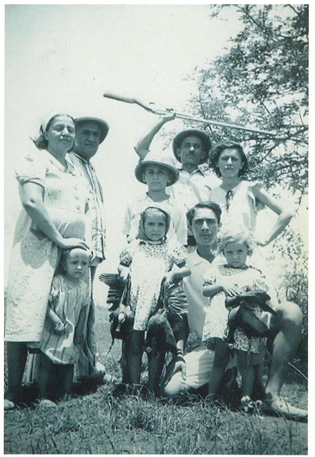 Mkrtich Ulikyan and his family