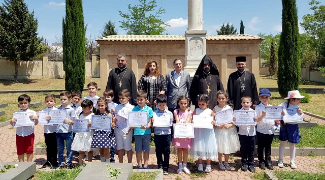 At the Feast of the Holy Translators graduation certificates and letters of thanks were given