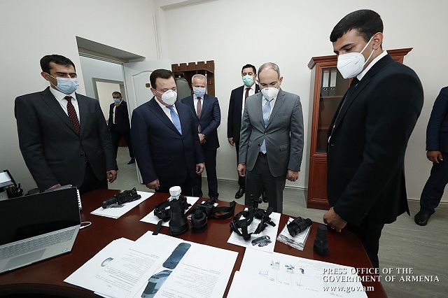 PM visits Kalashnikov sub-machine-gun plant in Armenia