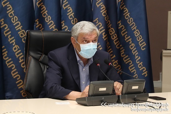 Feliks Tsolakyan held an operative consultation