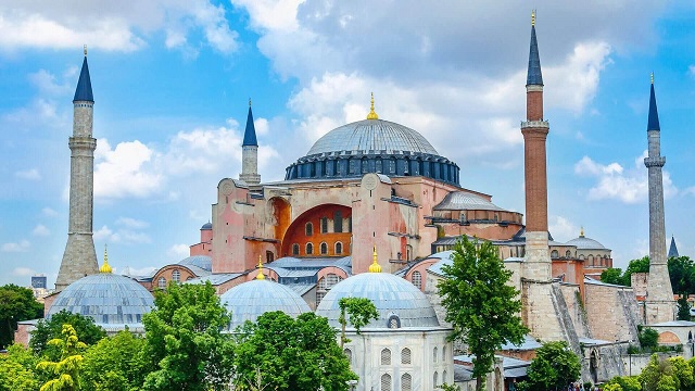 Russian lawmakers appeal to Turkey on Hagia Sophia status