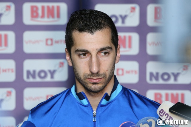 Henrikh Mkhitaryan offers support to Armenian soldiers
