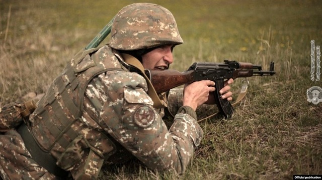 Two Armenian soldiers killed in border attacks