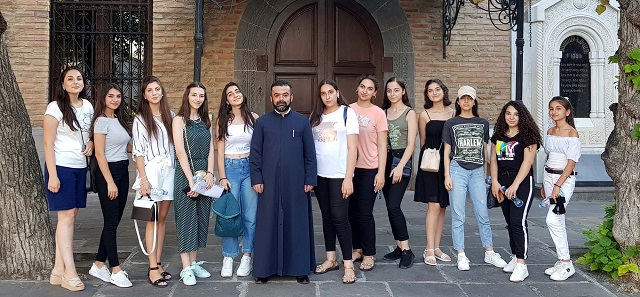 Vicar of the Armenian Diocese in Georgia had a meeting with youth