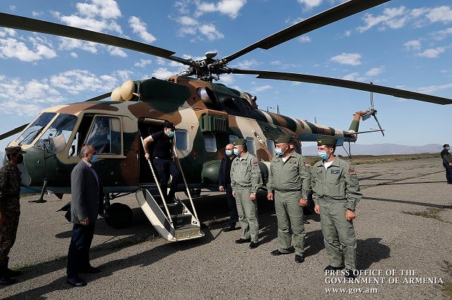 PM visits Tskuk and Angeghakot communities in Syunik Marz