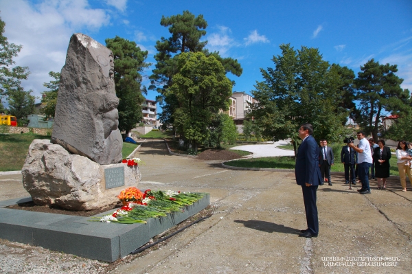 President Harutyunyan paid tribute to the memory of Hero of Artsakh Ashot Ghoulyan