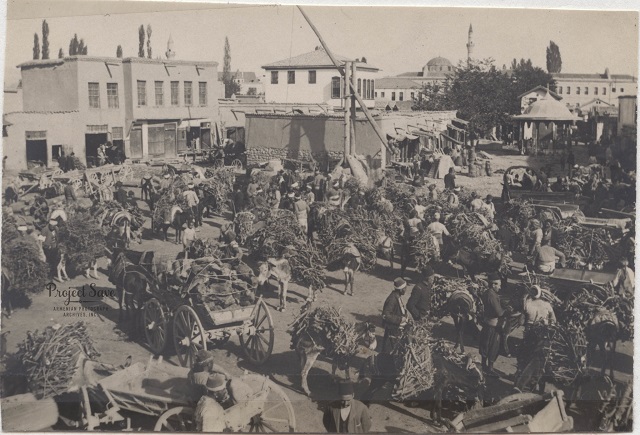 Konya bazaar, the wood market, 1919, photographer unknown. Courtesy of Araxi Hubbard Dutton Palmer