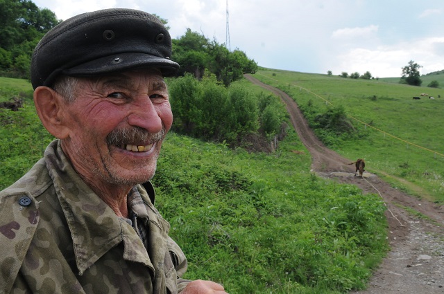 Artsakh shepherd on the road to Gandzasar. Photo (c) 2020 Matthew Karanian