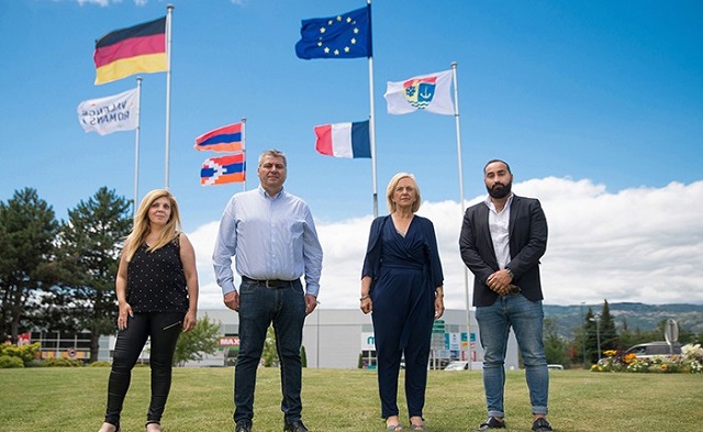 Bourg-les-Valence mayor receives threats from Azerbaijanis for displaying Artsakh flag