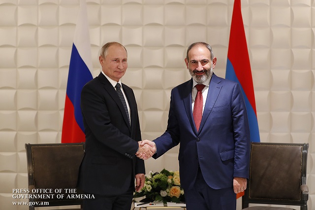 ‘Russian values its friendly, allied relations with Armenia’: RF President Vladimir Putin congratulates Armenian Prime Minister on Independence Day