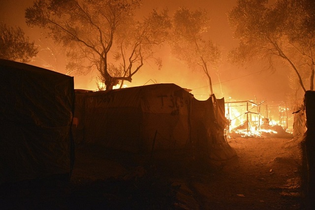 Fire destroys Greece’s largest migrant camp