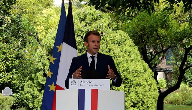 Macron posts in Armenian to reiterate support for Armenian people