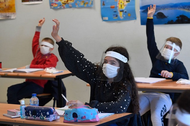 Schools in Armenia to be supplied with masks and hand sanitizers