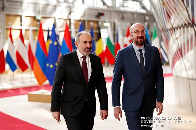 Talking to Charles Michel, Nikol Pashinyan stresses the inadmissibility of Turkey’s involvement in hostilities
