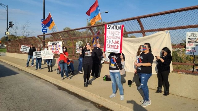 Kennedy Expressway overpass (photo Fr Andreas Garabedian)