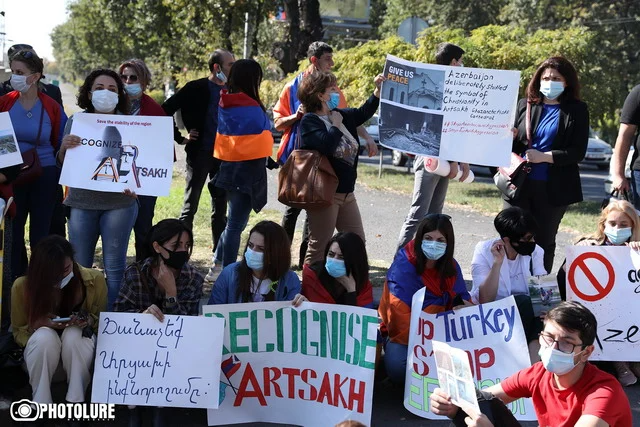 People hold a protest action front of the US Embassy in Armenia against indifference to the conflict between Artsakh Republic and Azerbaijan  