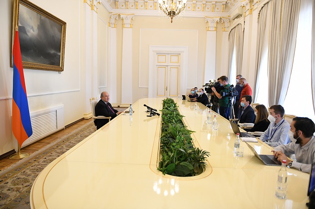 President Armen Sarkissian met with representatives of the Russian mass media: war unleashed by Azerbaijan aims to carry out ethnic cleansing