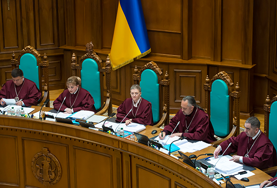 Ukraine: monitor expresses deep concern over recent Constitutional Court decision on anti-corruption laws