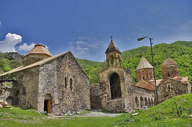 Azerbaijanis send priest to Dadivank as part of broader cultural usurpation attempt