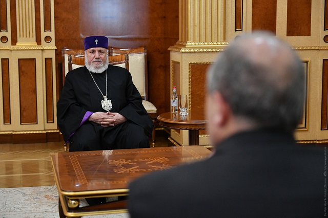 The President of the Republic and His Holiness spoke about the situation in the country and the ways to overcome it