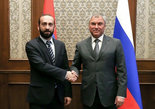 Ararat Mirzoyan has a telephone talk with RF State Duma Speaker Vyacheslav Volodin