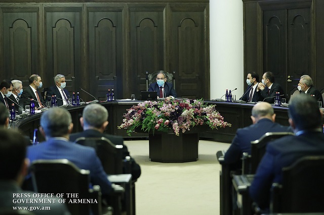 ‘There cannot be question of conceding a single millimeter from Syunik and Armenia’s internationally accepted and recognized borders’: PM refers to border position determination activities