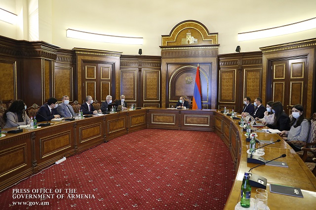 Government continues discussing macroeconomic, fiscal framework for 2022