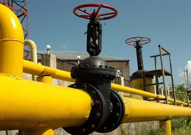 Gazprom to temporarily supply gas to Armenia through Azerbaijan – TASS