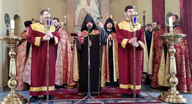 Intercessional Rite dedicated to Armenian Genocide was offered at Saint Etchmiadzin church in Tbilisi