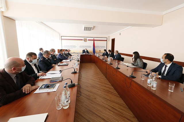 “Harmonious territorial development and the demographic problems are among the government’s priorities” – Nikol Pashinyan holds consultation in Kotayk Marz Administration