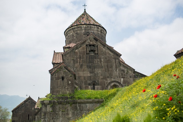 Our faith in the Resurrection will bring one to Armenia