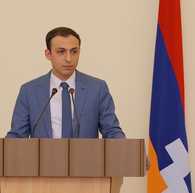 How many Artsakh residents are in Azerbaijan captivity?