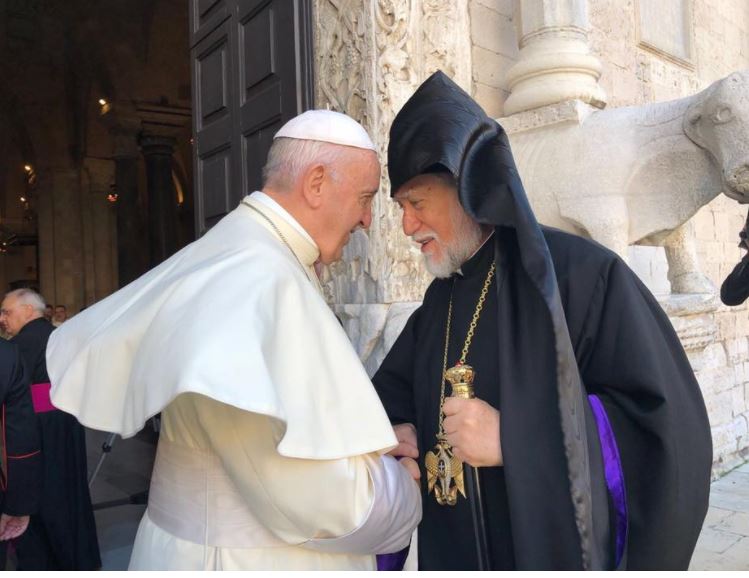 Catholicons Aram I, Pope Francis to address meeting of Lebanese Christian leaders in the Vatican