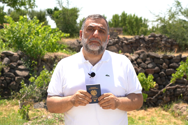 Ruben Vardanyan takes up Armenian citizenship