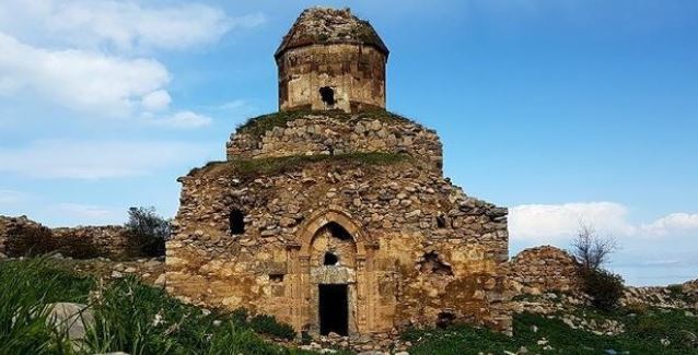 Saint Thomas Armenian Monastery in Van abandoned to the mercy of fate