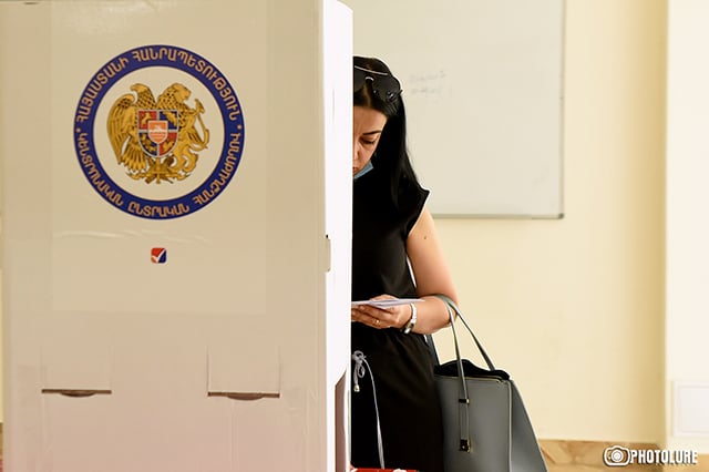 12.2% have cast their ballot in Armenia snap election as of 11 am