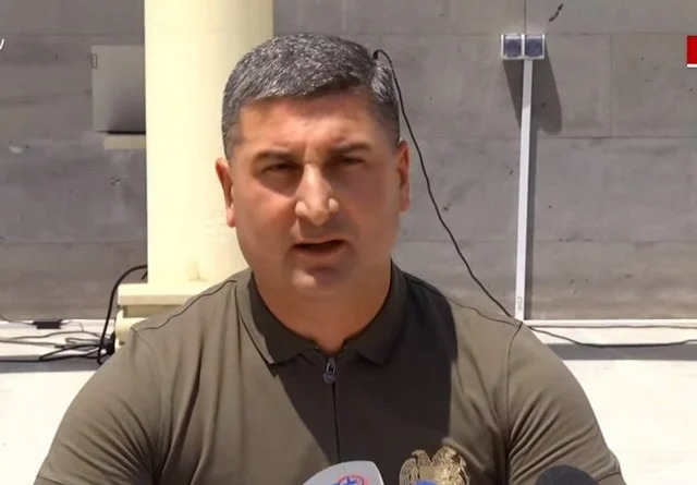 Instead of the Armenian and Azerbaijani armed forces, Russian soldiers will be deployed, with whom negotiations and border adjustments will take place: Gnel Sanosyan
