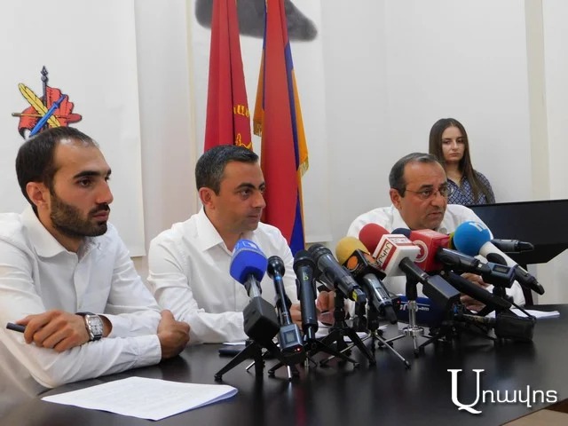 ‘They are trying to isolate community leaders instead to appoint people obedient to Civil Contract so they can win local elections’: Ishkhan Saghatelyan