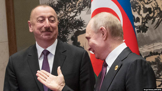Russia, whose peacekeepers are deprived of gas supply, has to make assumptions in the context of the “alliance” deceleration comprised of 43 points, signed recently with Azerbaijan