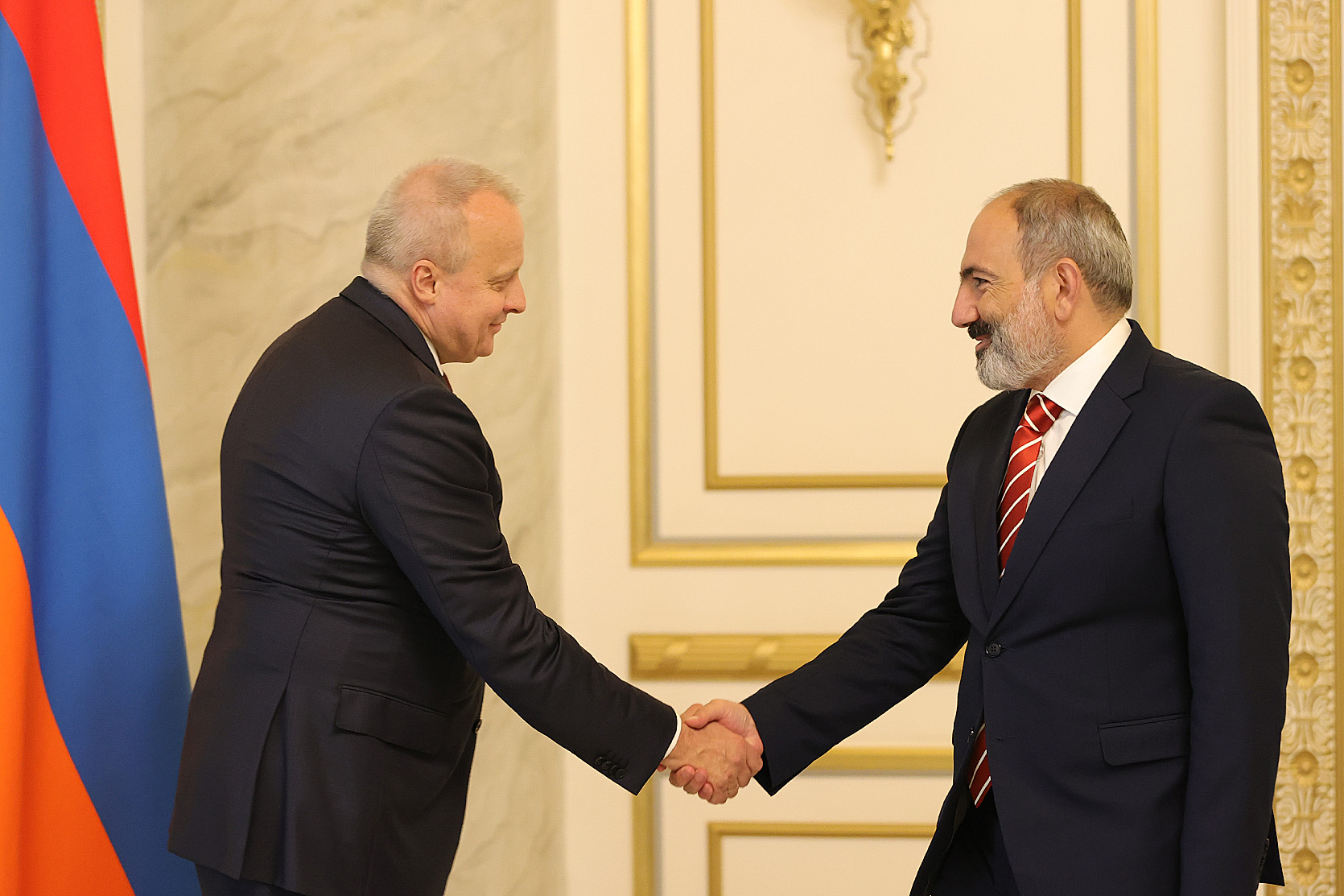 Nikol Pashinyan receives RF Ambassador to Armenia Sergey Kopyrkin