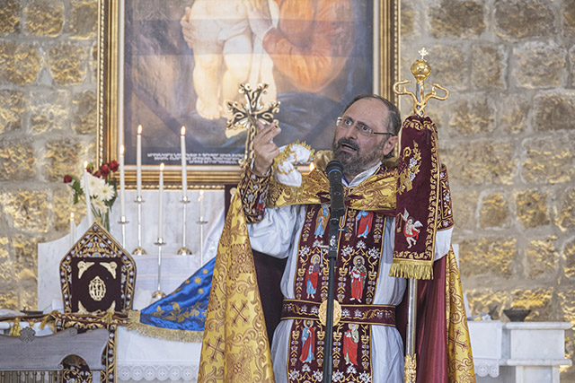 Armenian church in Malatya hosts first religious service in 106 years (Photos)