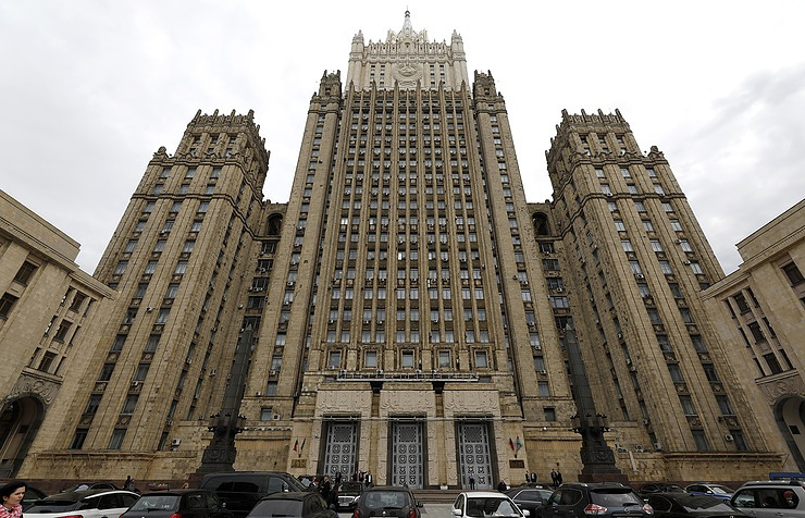 Moscow Defends Russian Peacekeepers Against Armenian Criticism