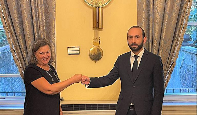 Ararat Mirzoyan and Victoria Nuland highlighted the importance of the efforts towards de-escalation in the region