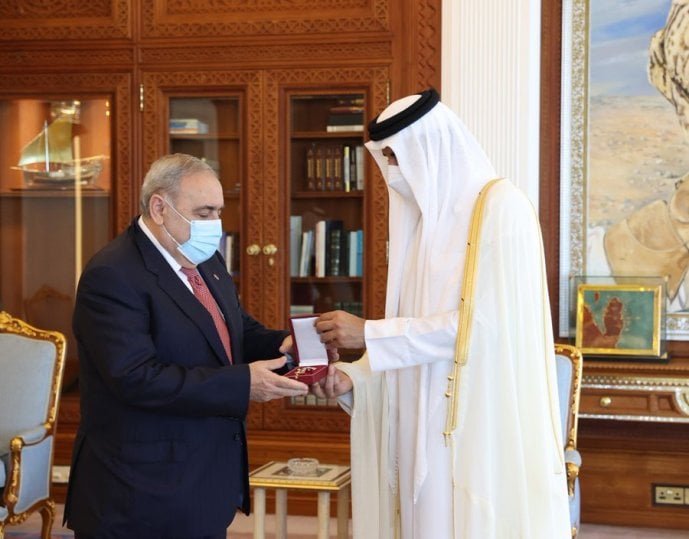 Emir of the State of Qatar honors Armenian Ambassador with an Order