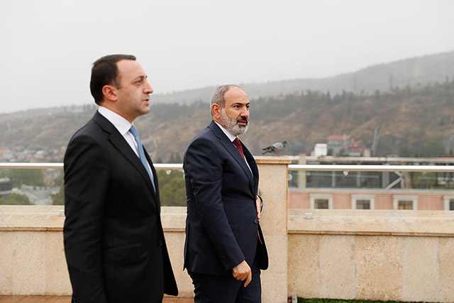 Georgian Prime Minister offers “Tbilisi platform” for Armenia-Azerbaijan talks