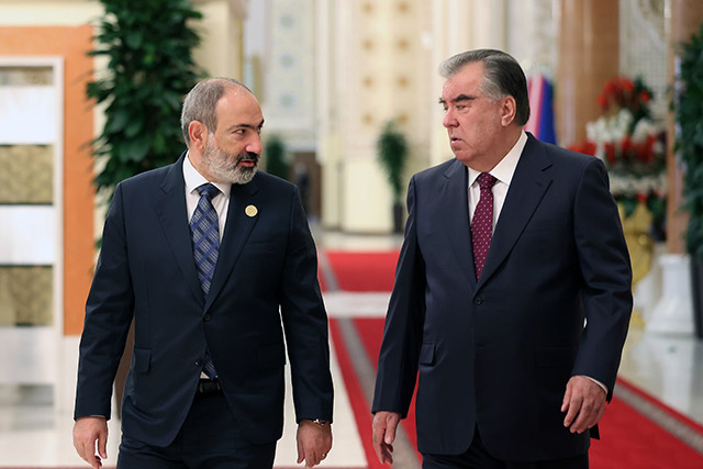 Nikol Pashinyan, Tajik President discuss bilateral, regional issues
